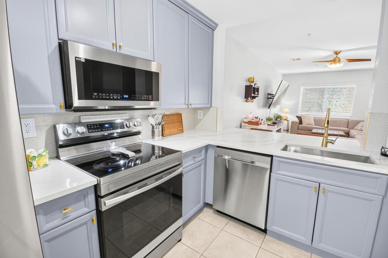 1209 Coastal Bay Blvd - Photo 6 of 25