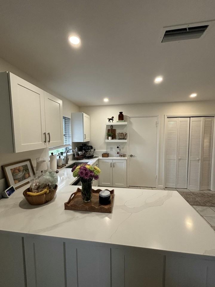 800 Ibis Way #4 - Photo 2 of 10