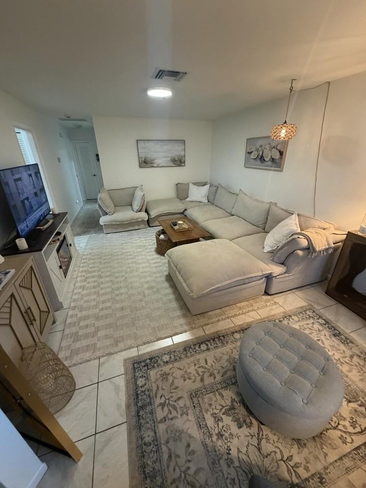 800 Ibis Way #4 - Photo 4 of 10