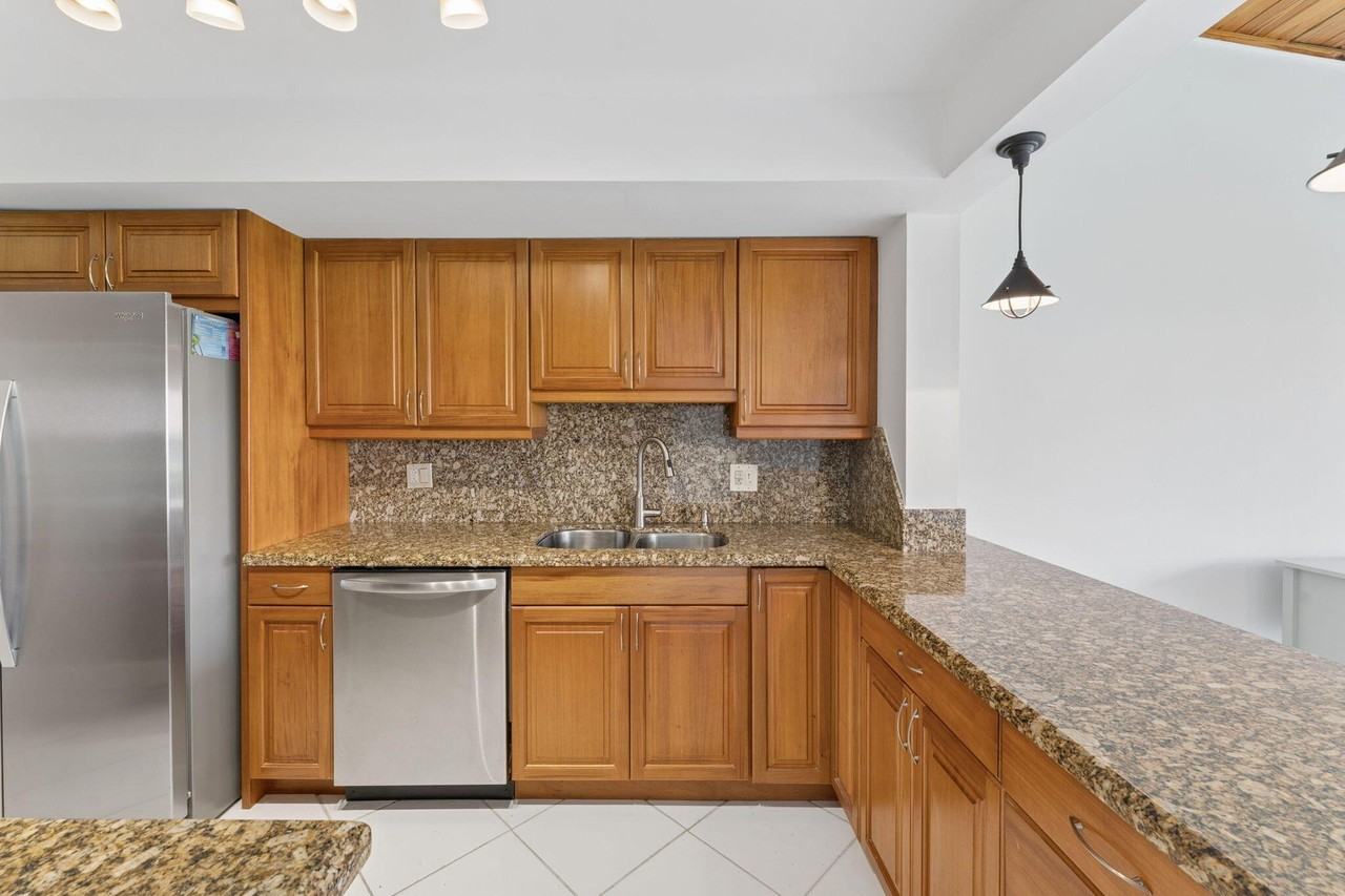 119 Old Meadow Way - Photo 5 of 34