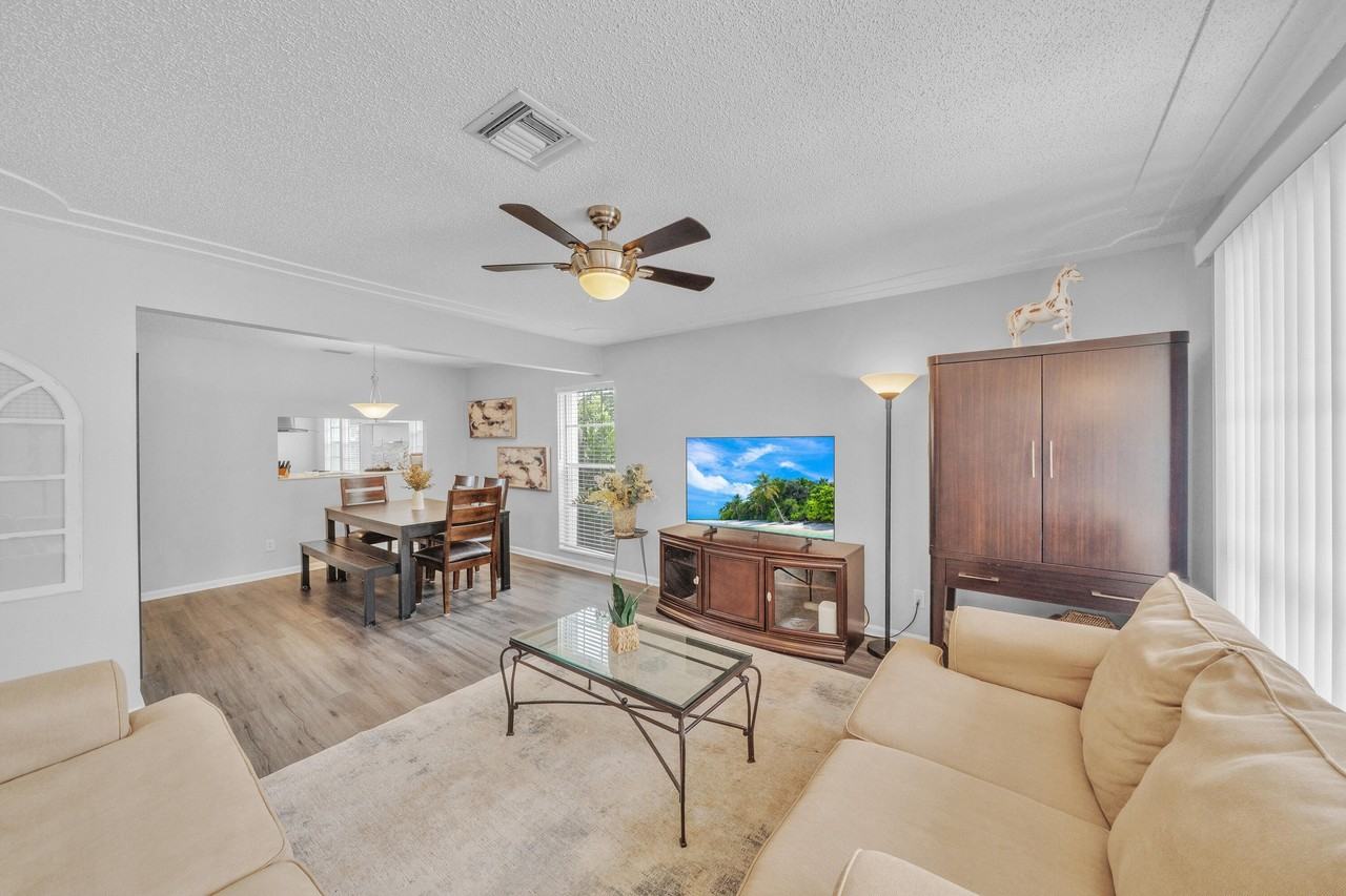 1350 Riverside Cir #2 - Photo 7 of 42