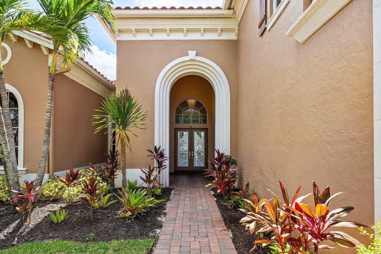 3381 Lago De Talavera - Photo 4 of 50