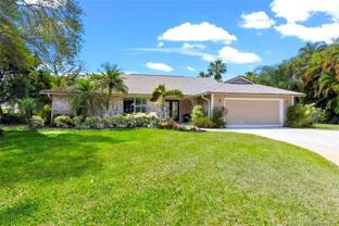 3074 Ne Loquat Ln - Photo 1 of 1
