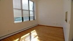 60 Gibson St - Photo 4 of 12
