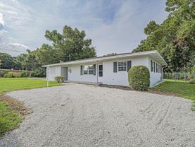 2075 37th Ave #B - Photo 1 of 1
