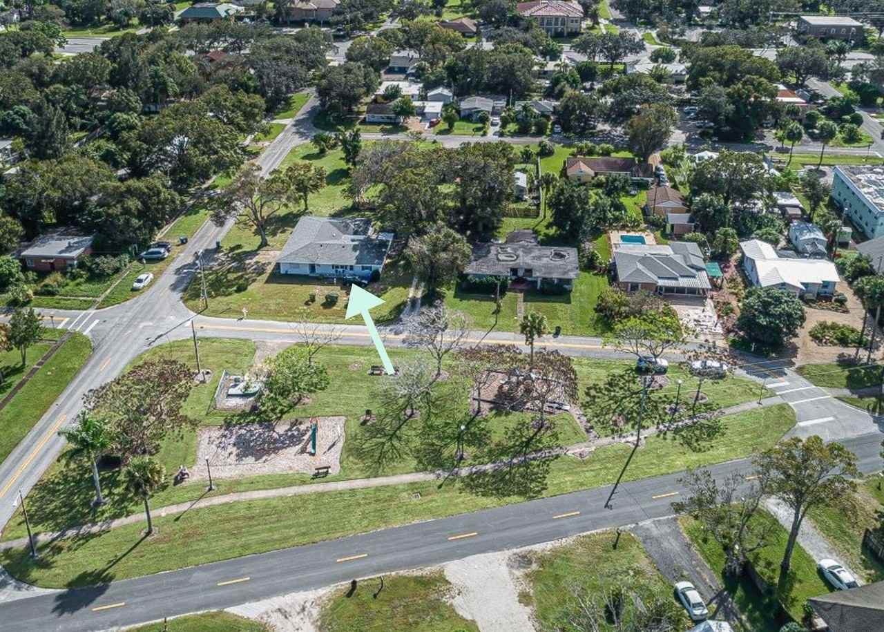 2075 37th Ave #B - Photo 2 of 24