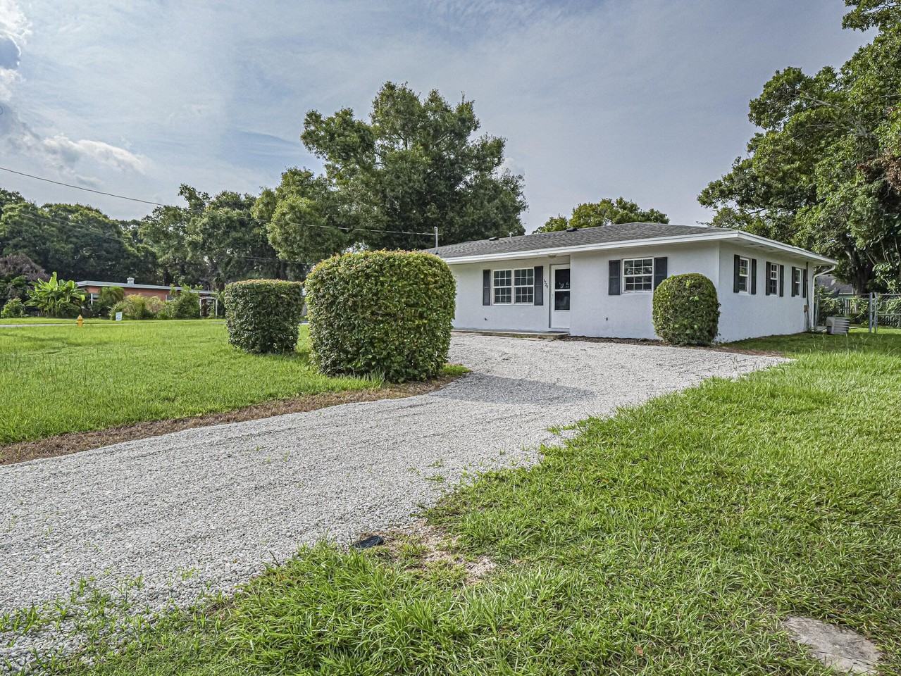 2075 37th Ave #B - Photo 3 of 24