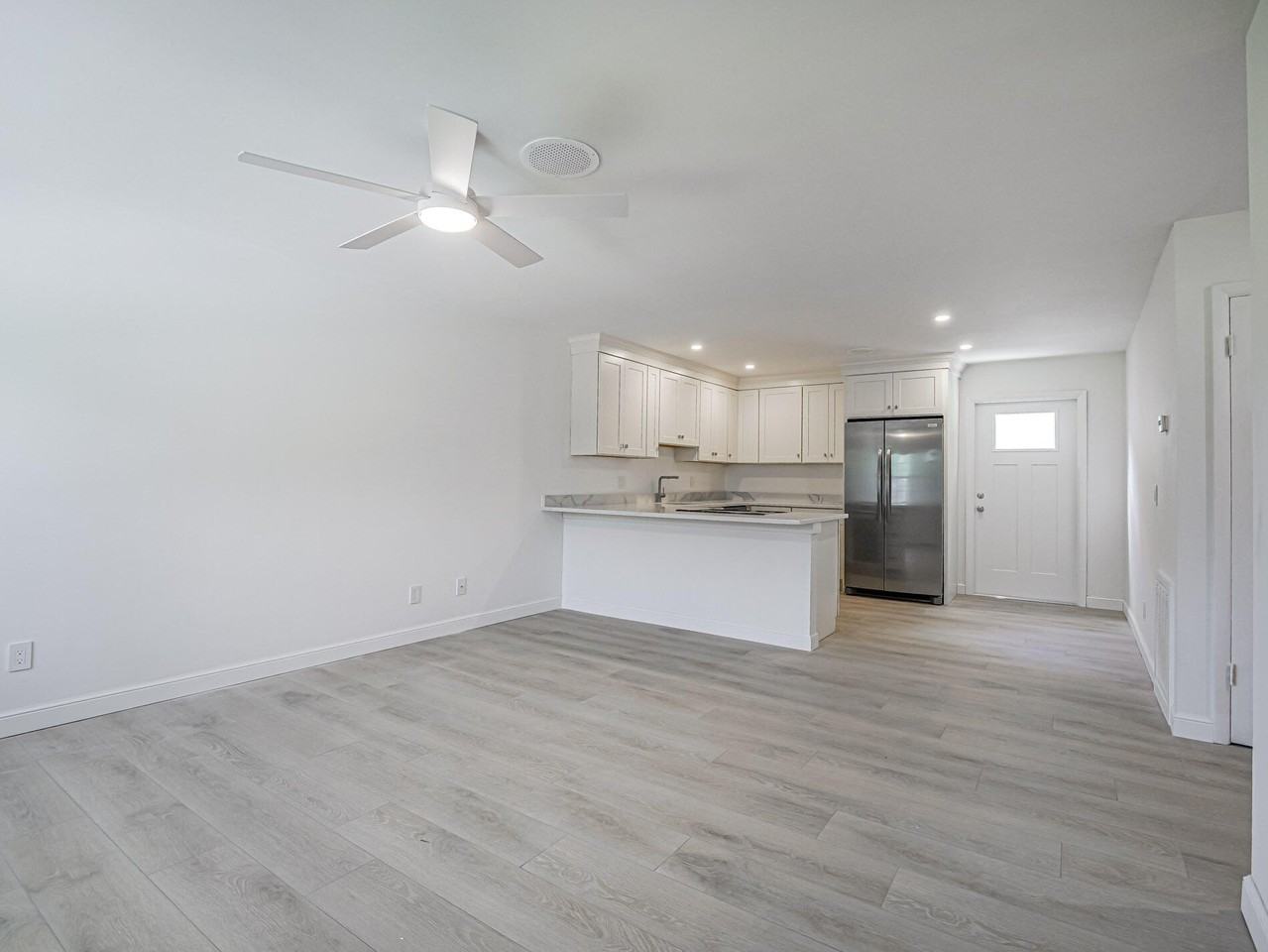 2075 37th Ave #B - Photo 7 of 24
