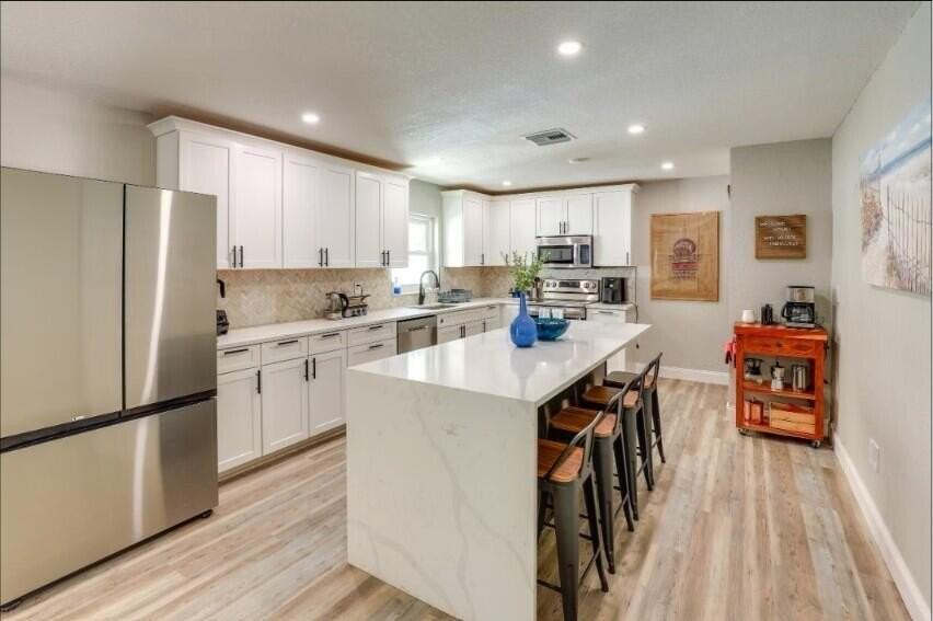 2806 8th St - Photo 4 of 19