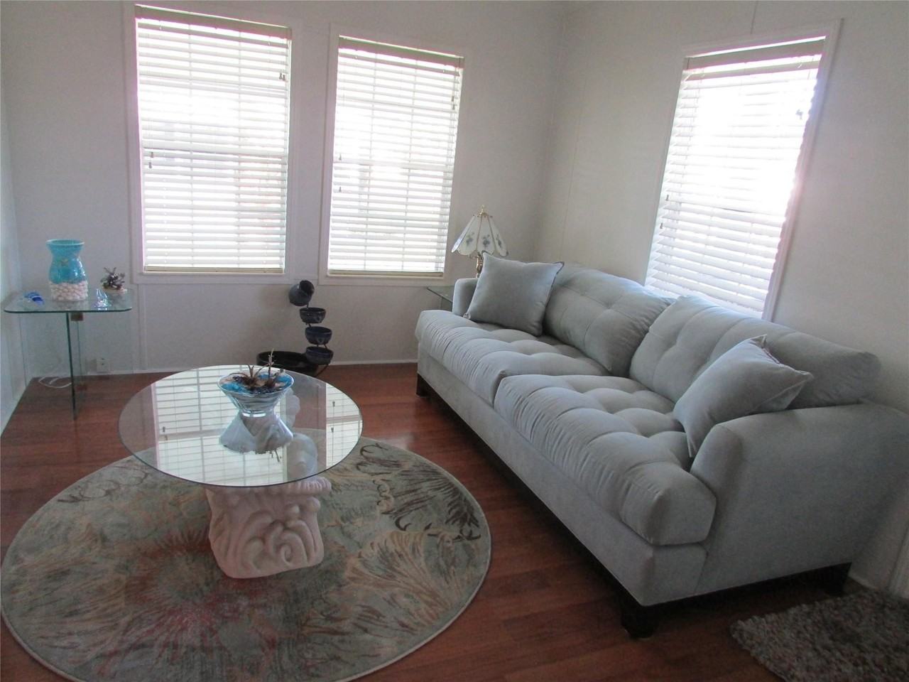 160 Nw 53rd St - Photo 5 of 32