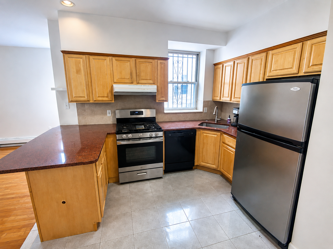 387 Clinton St Apt 1l - Photo 4 of 16