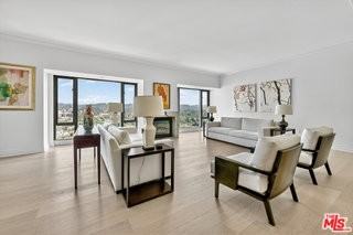 10727 Wilshire Blvd #1802 - Photo 4 of 8