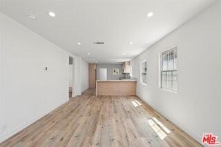 3748 Veteran Ave - Photo 2 of 8