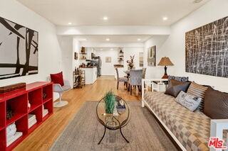 2714 Auburn St #6 - Photo 4 of 6