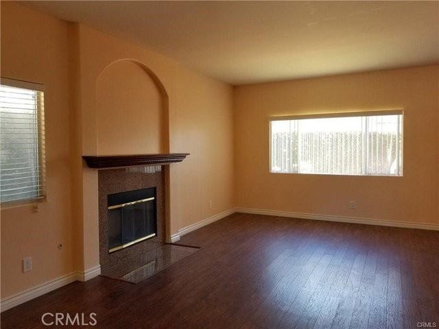 15892 Ocean Ln - Photo 5 of 8