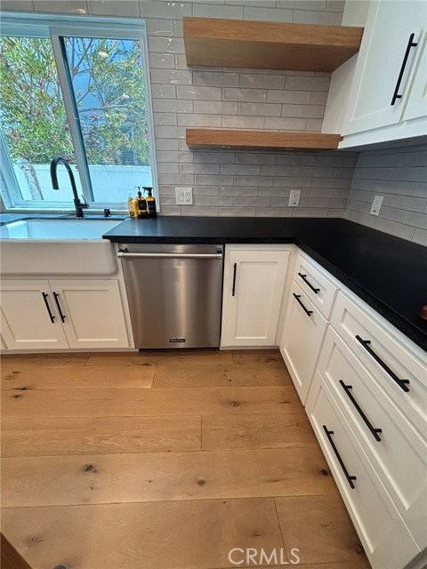 4722 Laurette St - Photo 6 of 8