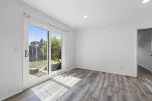 251 Sandstone St - Photo 1 of 1