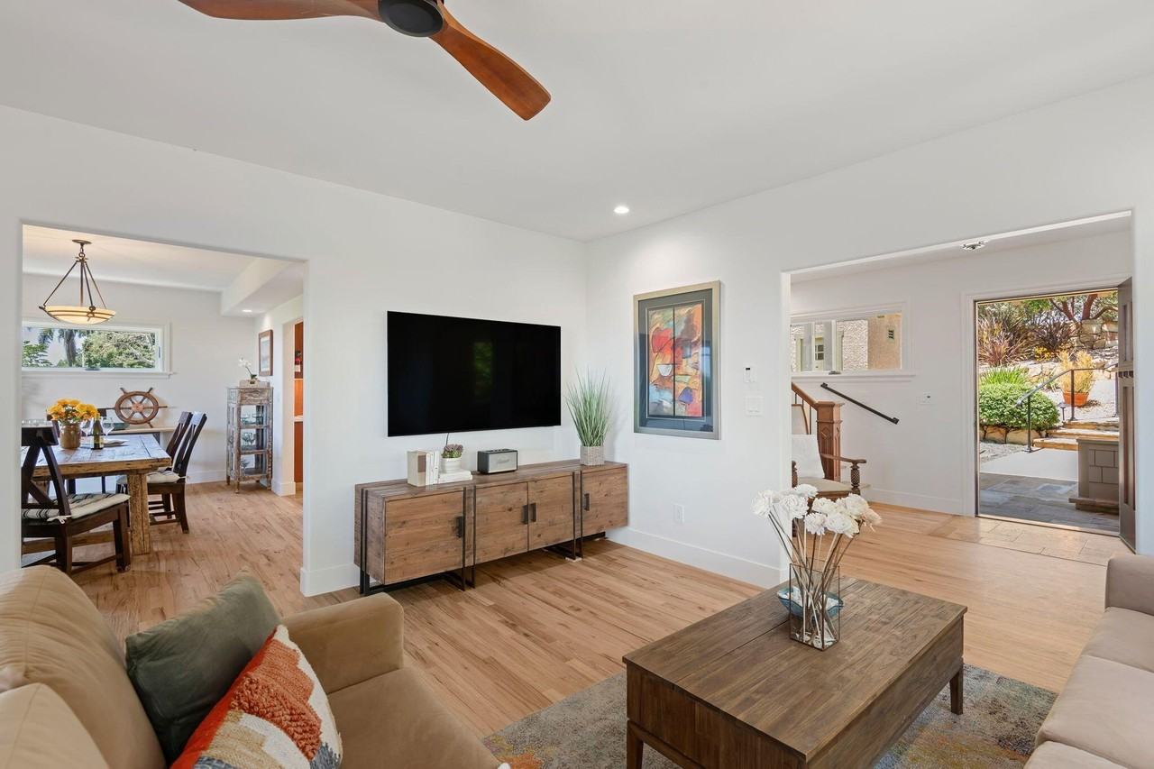 1727 Prospect Ave - Photo 4 of 47