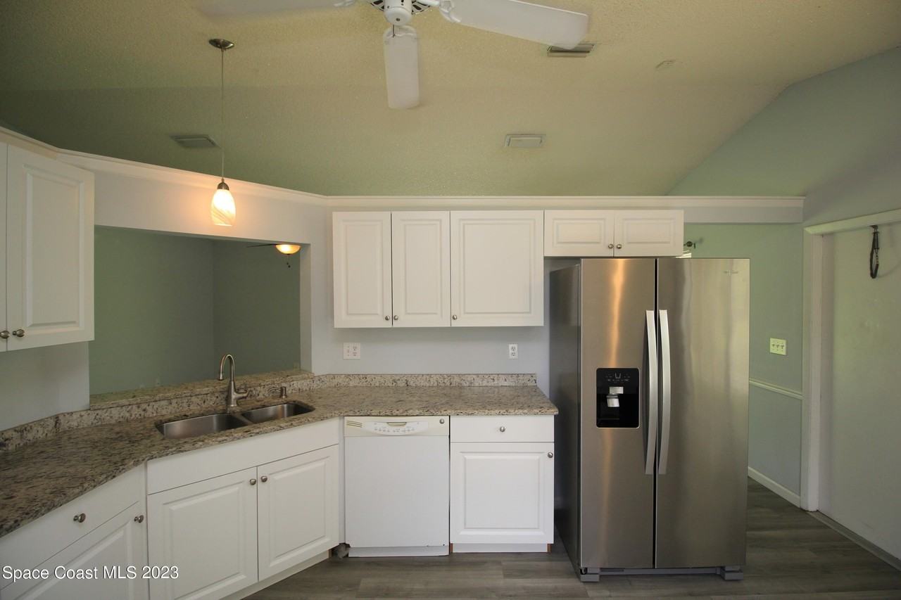 220 Tipton Rd Sw - Photo 4 of 14