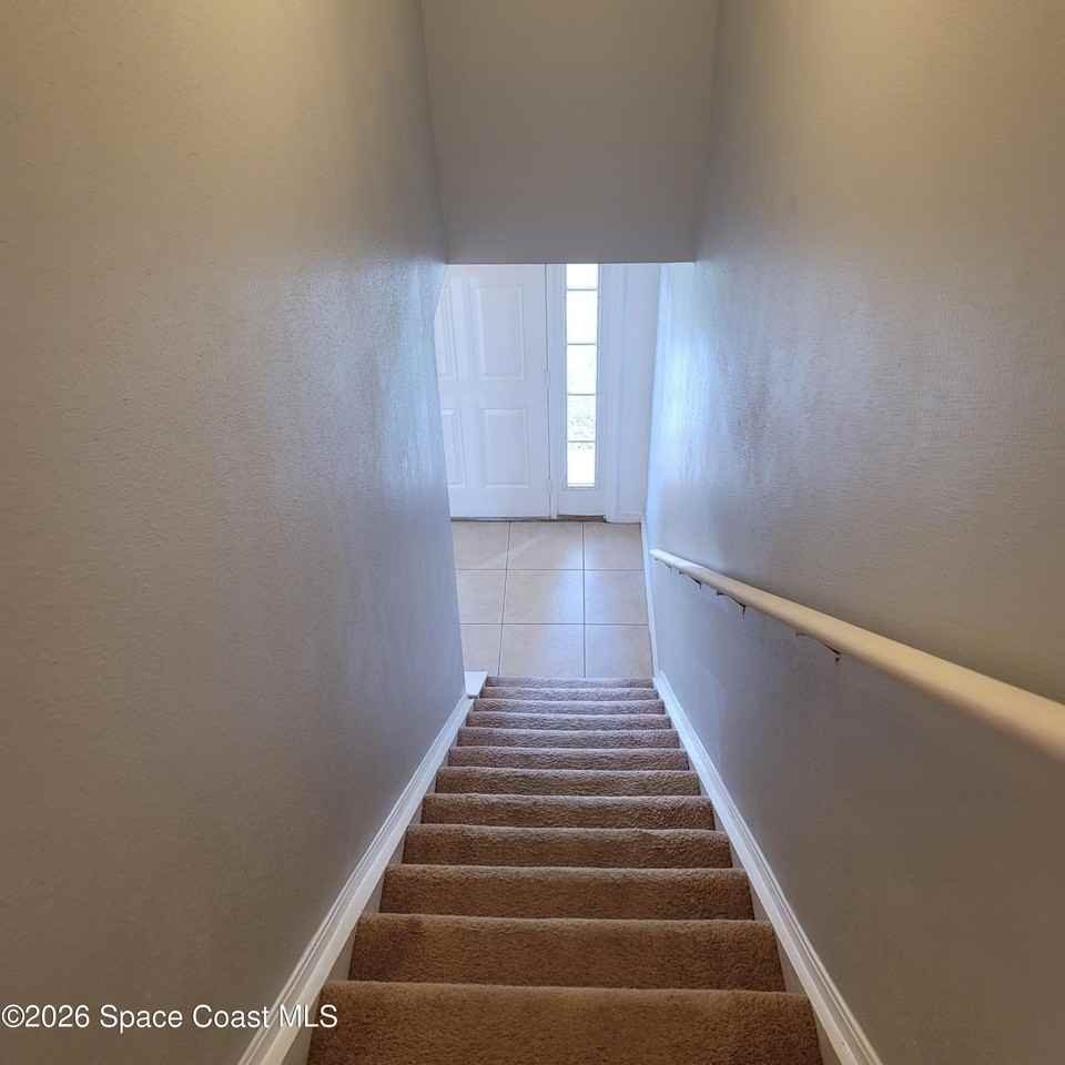 4615 Elena Way - Photo 4 of 18