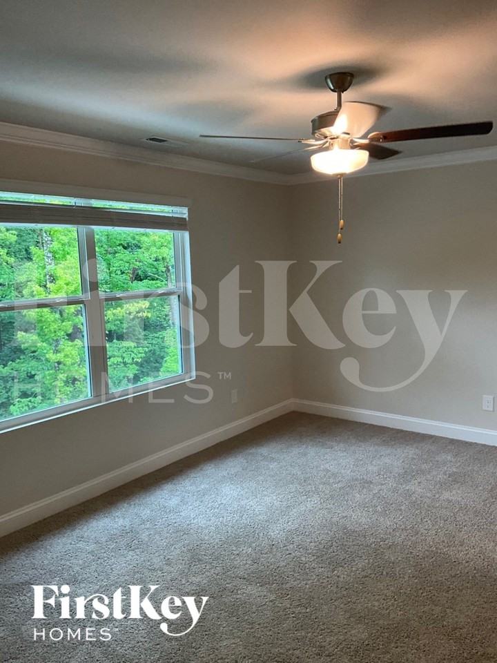 5513 Cobblestone Glen Dr - Photo 5 of 9