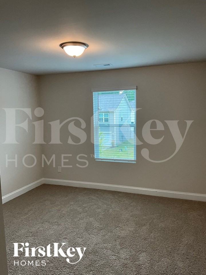5513 Cobblestone Glen Dr - Photo 7 of 9