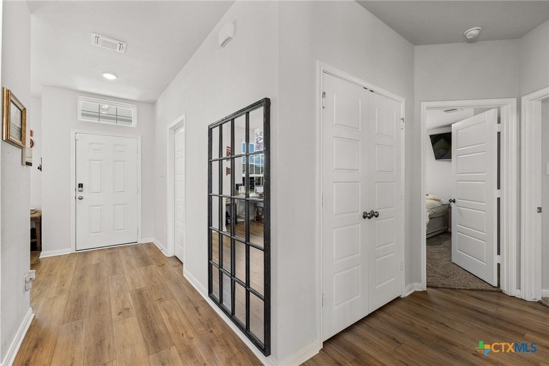 242 Boatright Blvd - Photo 5 of 26