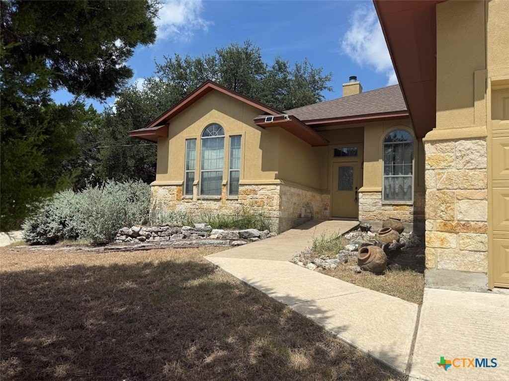 270 Delanoy Dr - Photo 3 of 37