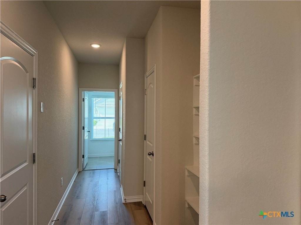 870 Casetta Trl - Photo 4 of 14