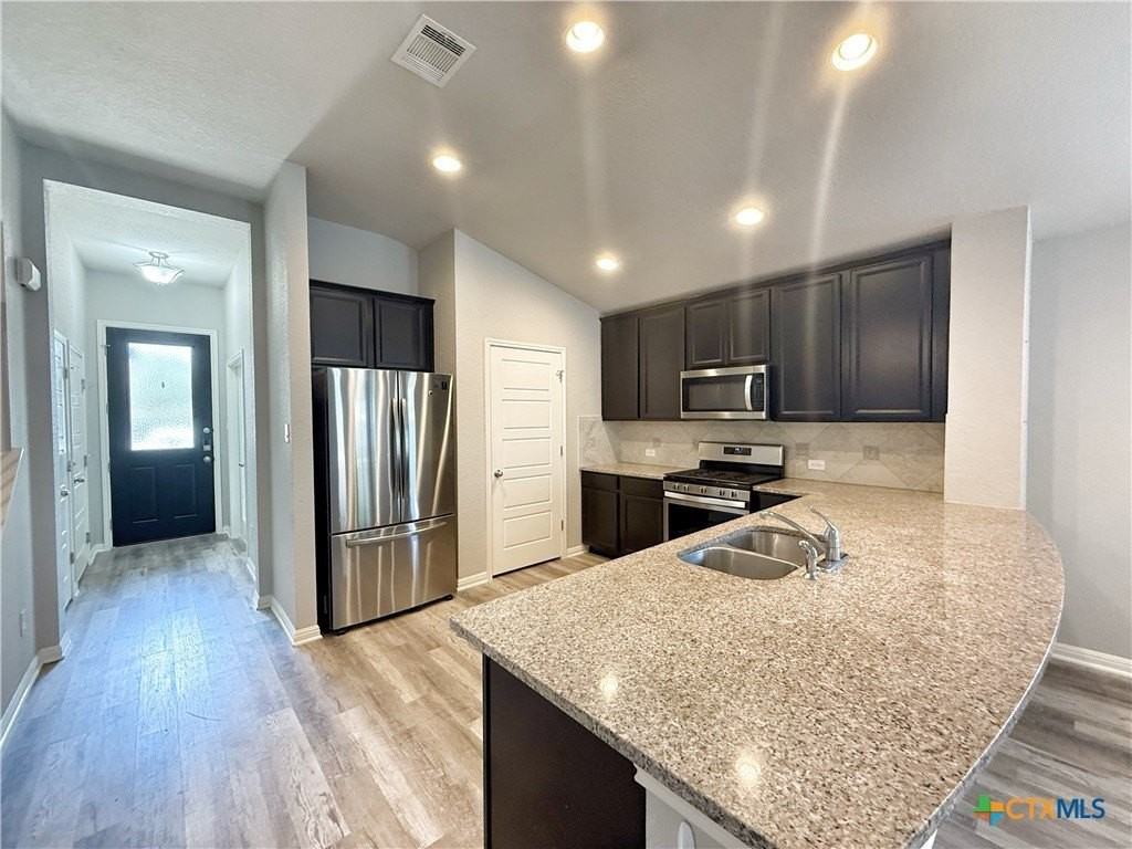 8819 Straight Oaks - Photo 6 of 29