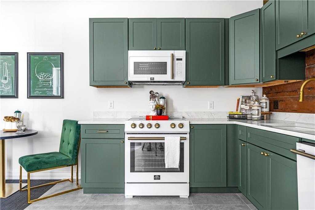 905 N Main St #103 - Photo 7 of 20