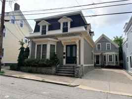 featured image of 117 Sheldon St #1