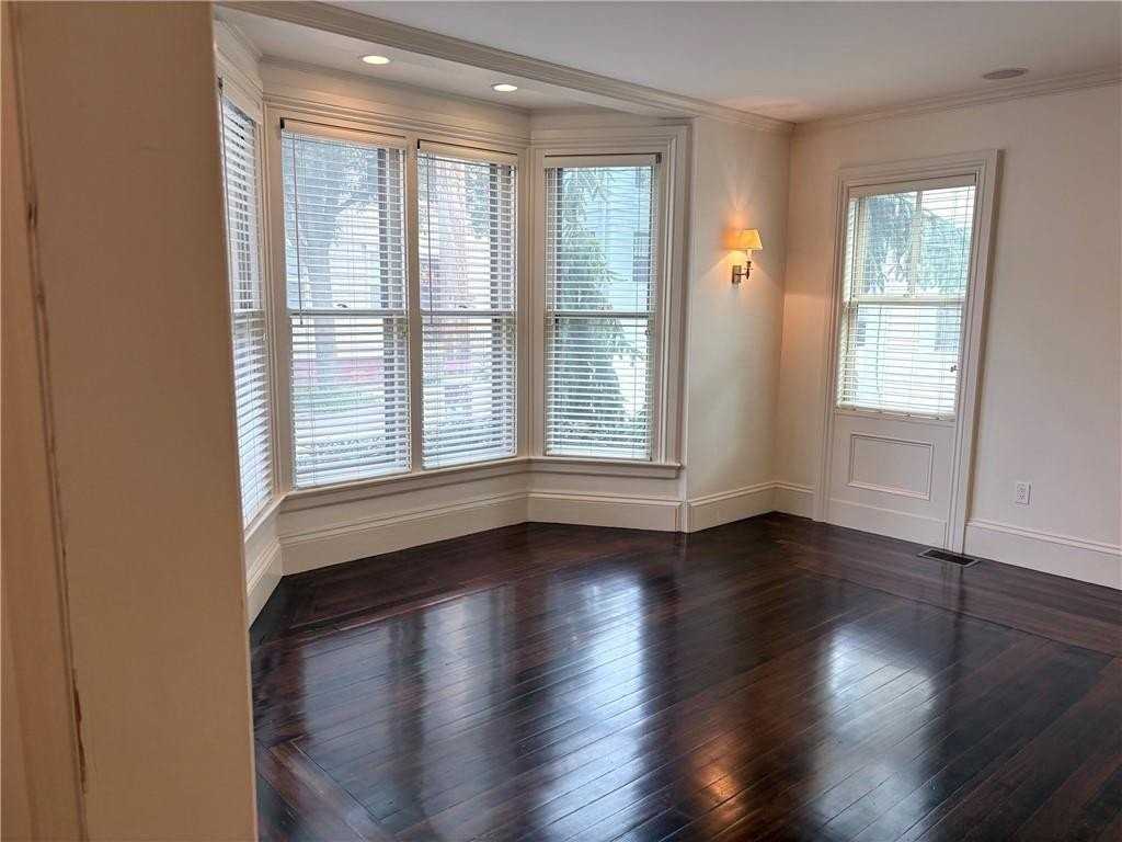 117 Sheldon St #1 - Photo 2 of 11