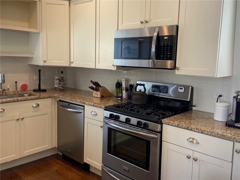 117 Sheldon St #2 - Photo 6 of 10