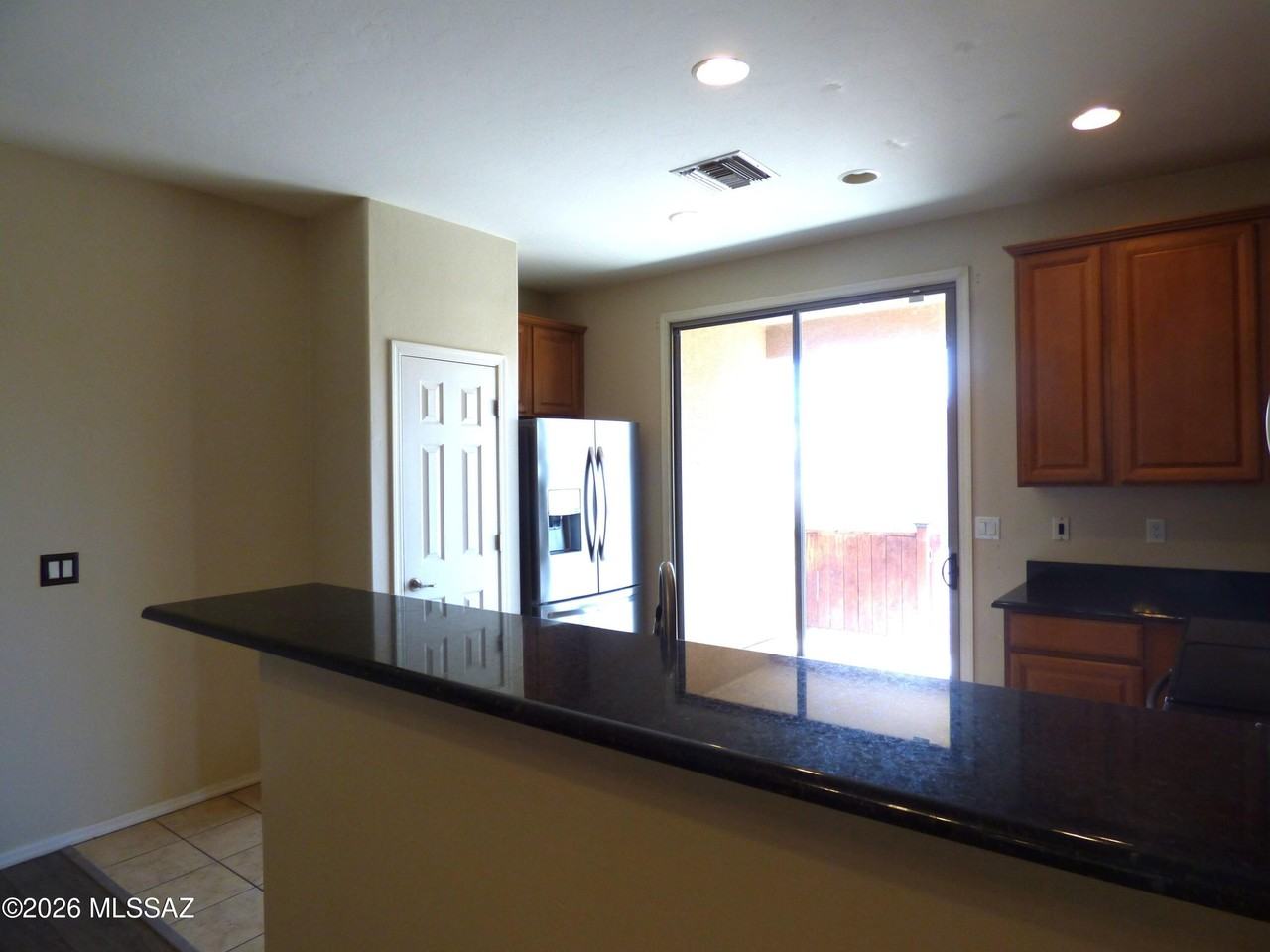 14377 N Bannerstone Ct - Photo 7 of 25