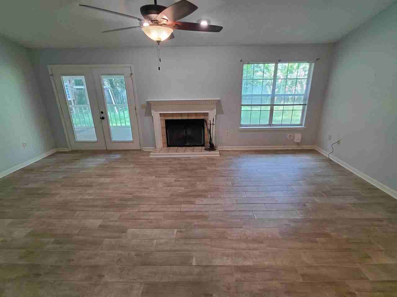 1667 Folkstone Rd - Photo 5 of 21