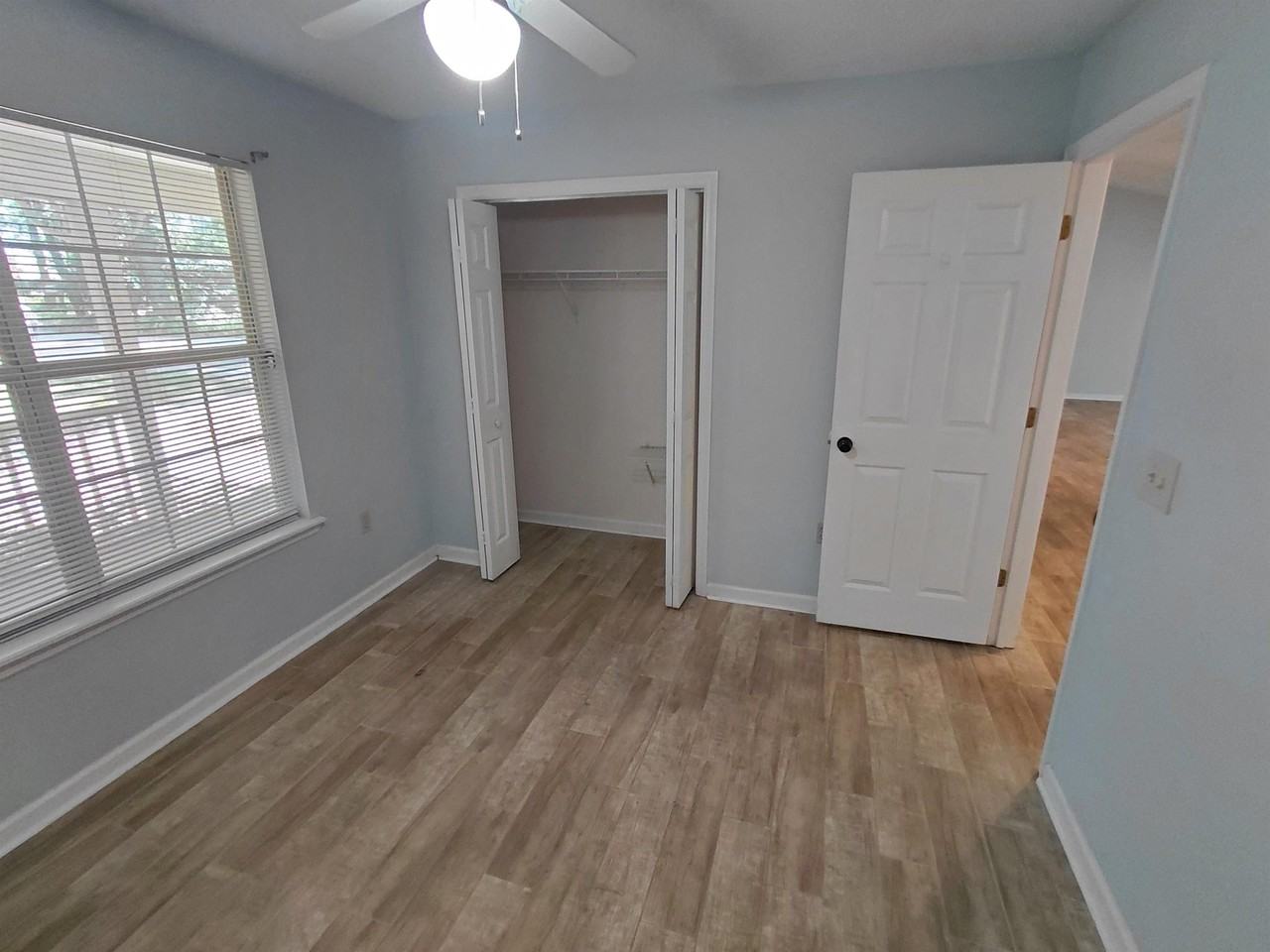 1667 Folkstone Rd - Photo 7 of 21