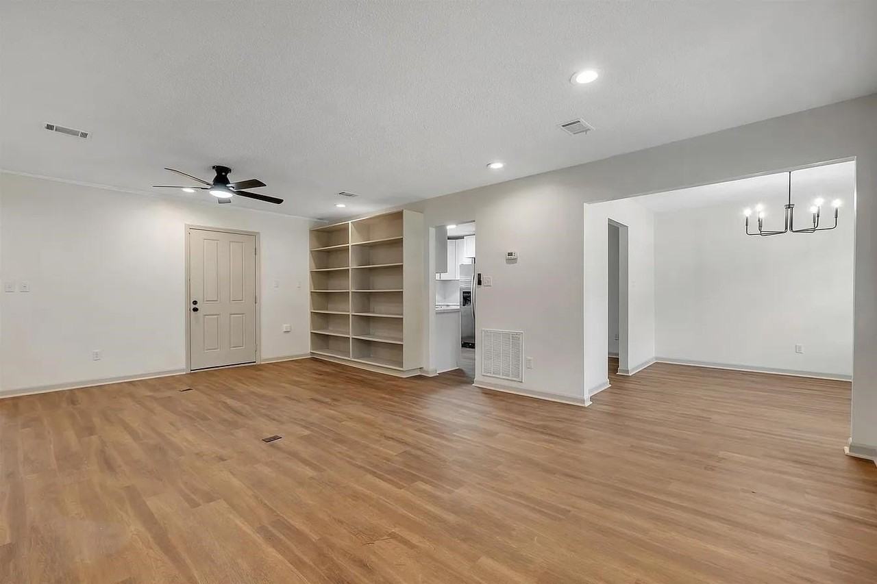 1825 Sherwood Dr - Photo 4 of 22