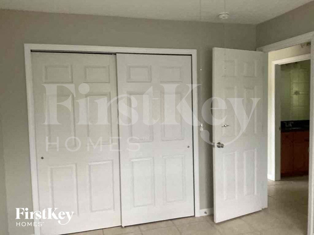 524 Sw 25th Ln - Photo 7 of 10