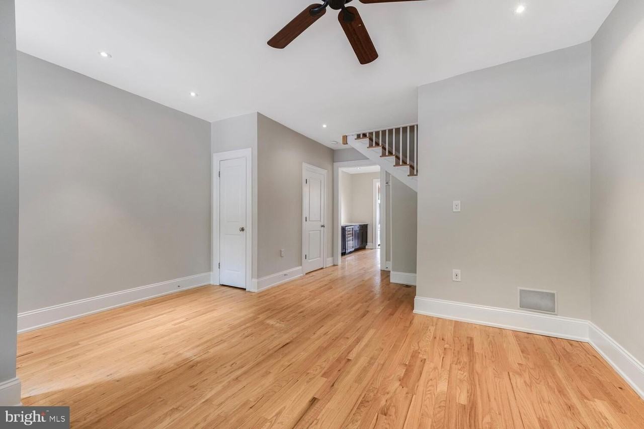 1871 Newton St Nw #1 - Photo 6 of 32
