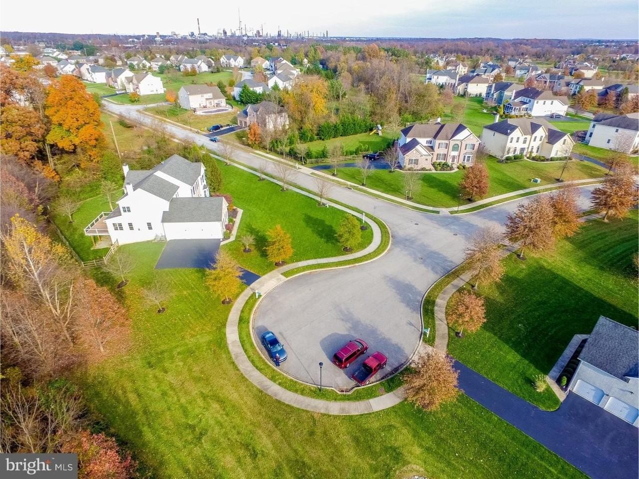 420 Nattull Dr - Photo 2 of 7