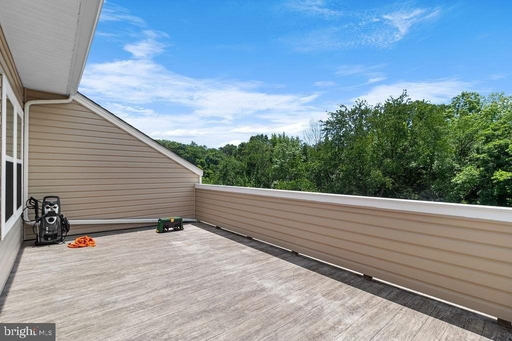 1035 Edenberry Way - Photo 7 of 11