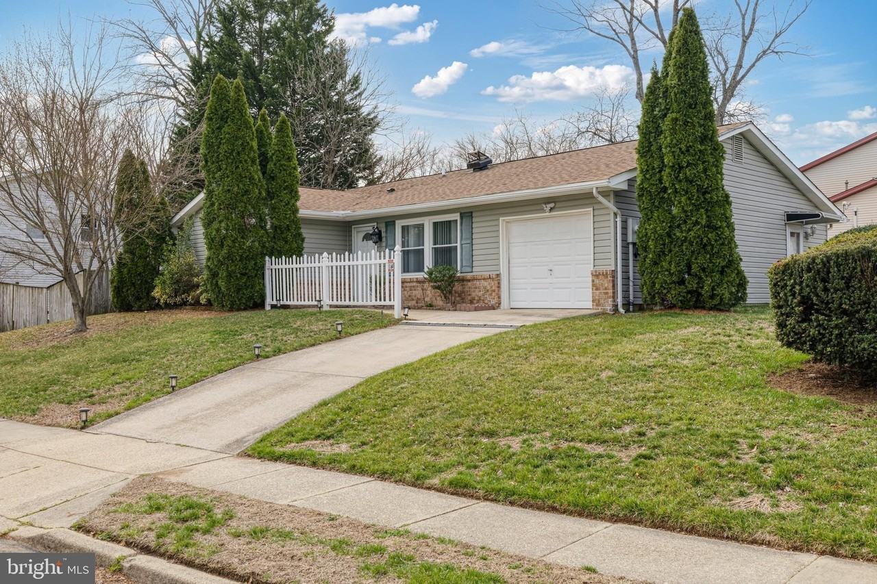 2541 Symphony Ln - Photo 2 of 14