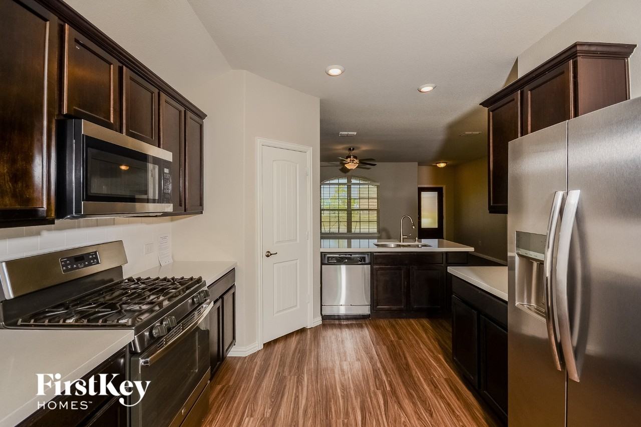 145 Cedar Canyon Dr - Photo 5 of 15