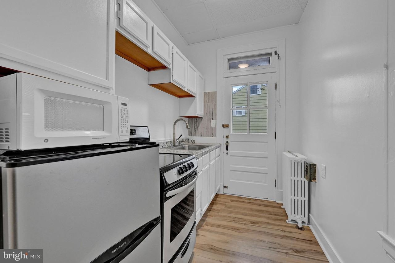 2203 Edmondson Ave #3 - Photo 7 of 16