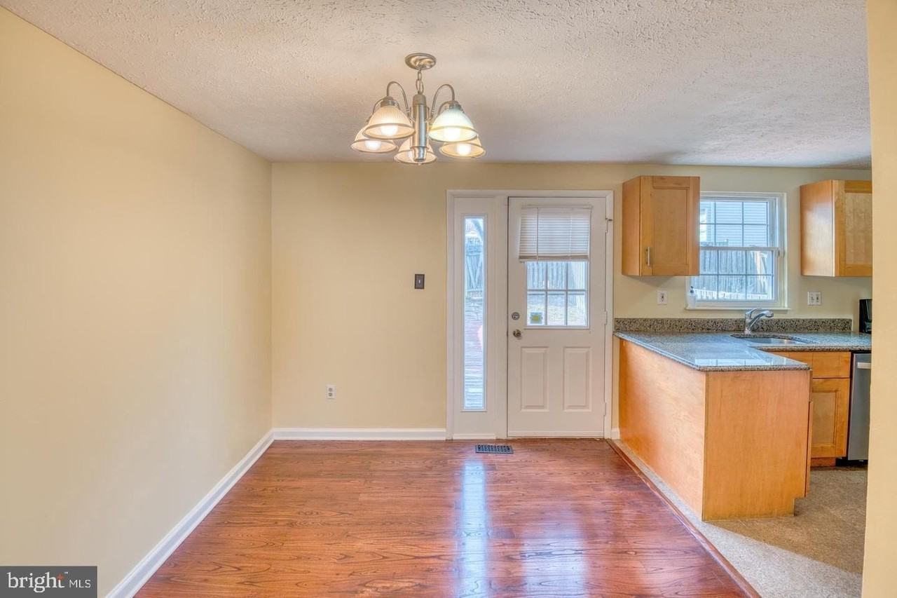 9220 Pinenut Ct - Photo 6 of 22