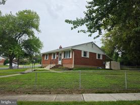 4700 Red Fox Rd - Photo 1 of 1