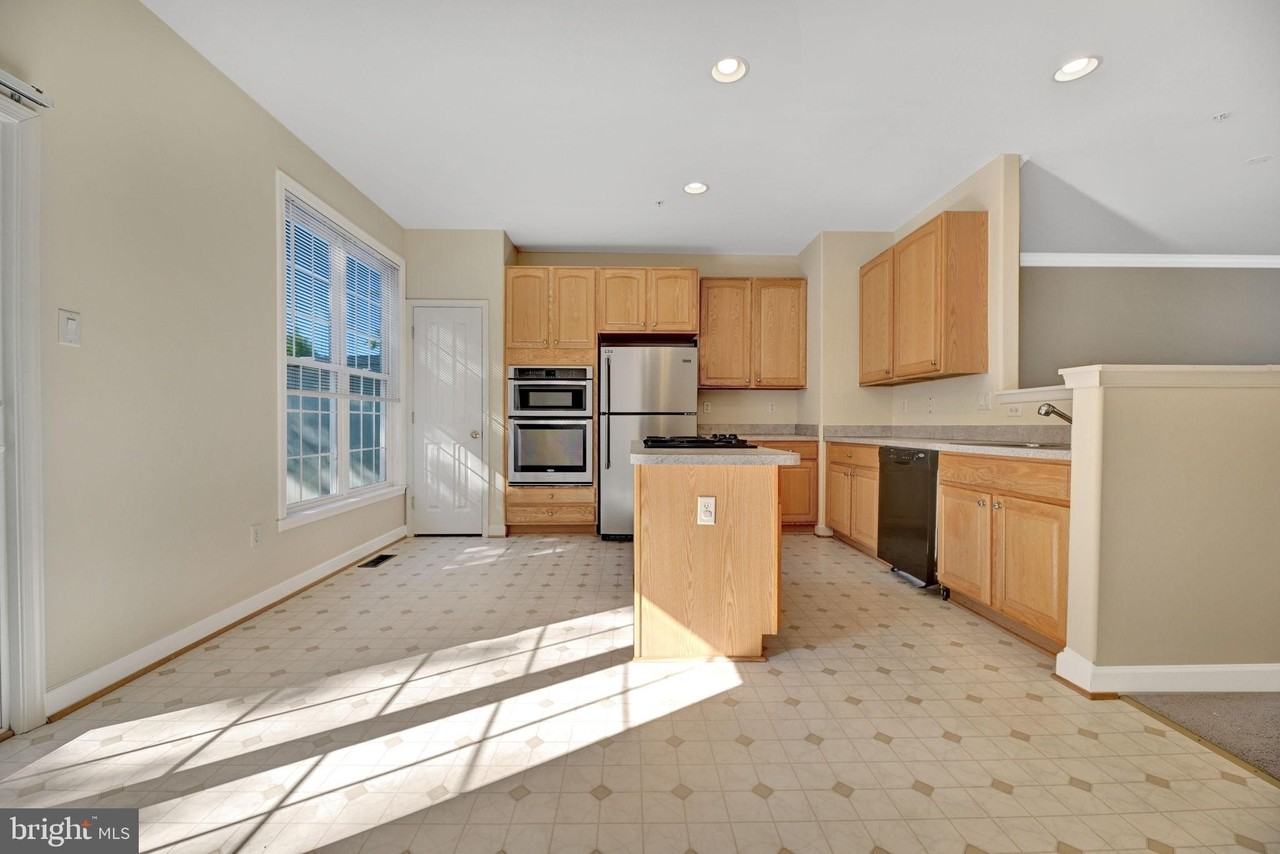 5428 Marshalls Choice Dr #74 - Photo 3 of 26