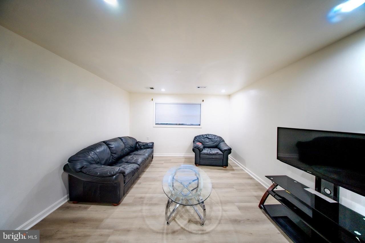 3308 Heidi Ln - Photo 2 of 25