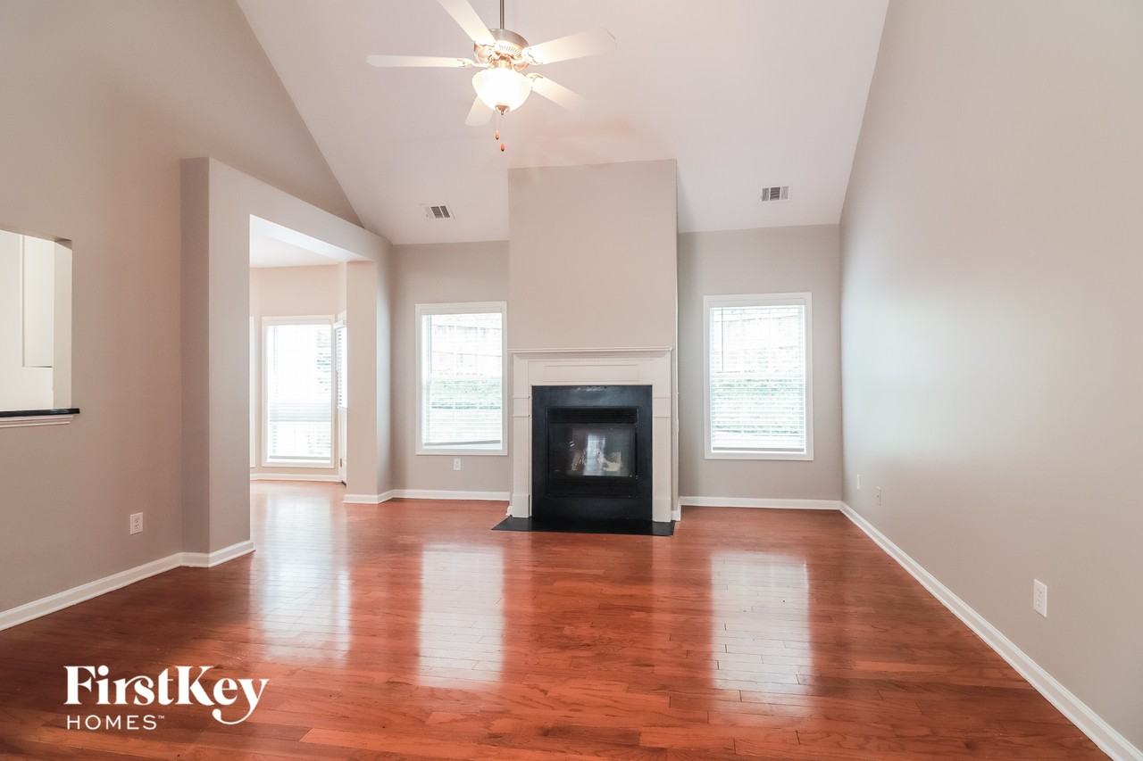 2625 Neighborhood Walk - Photo 4 of 15